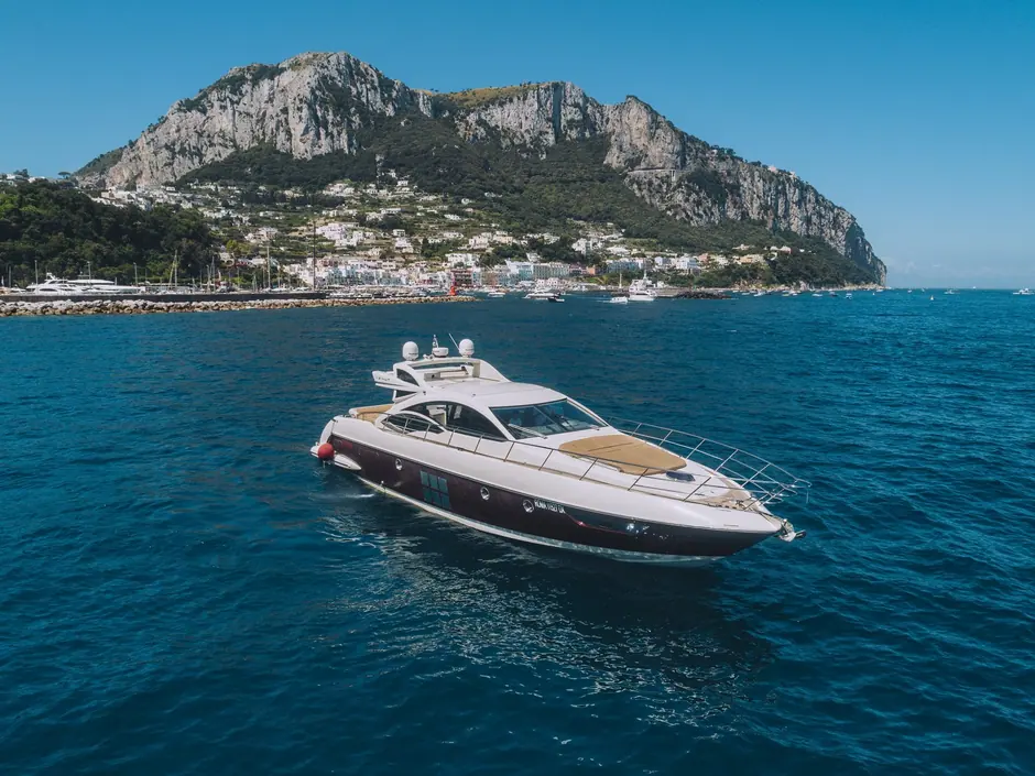 Azimut 62s-22