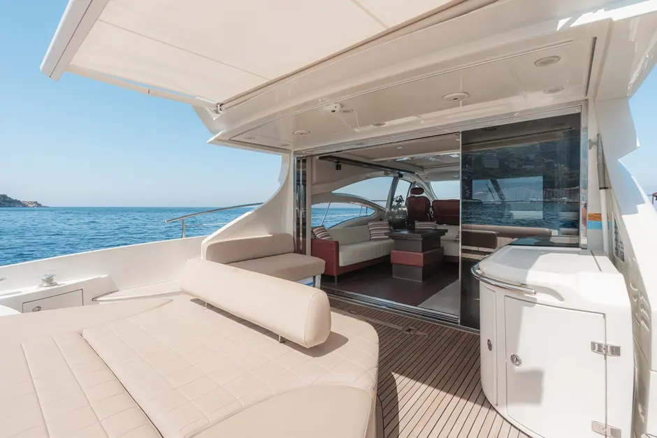 Azimut 62s-23