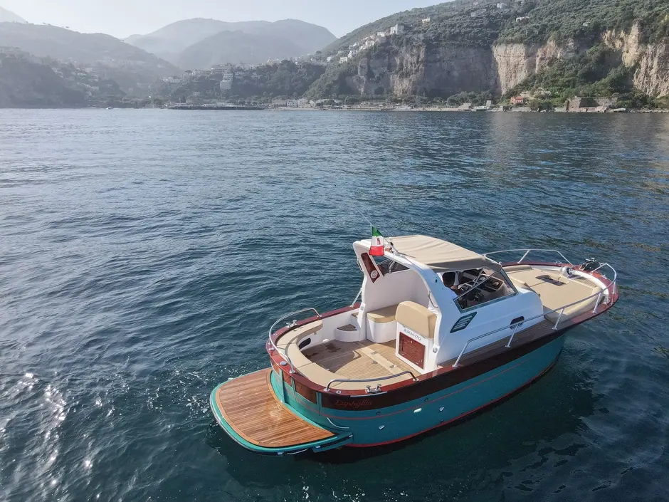 Gozzo 750-8