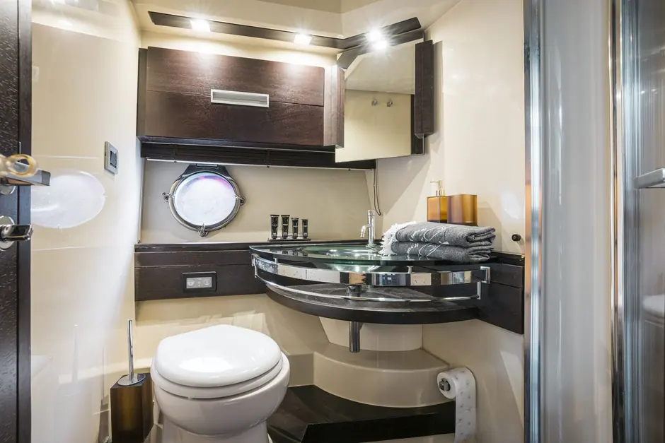 Azimut 62s-4