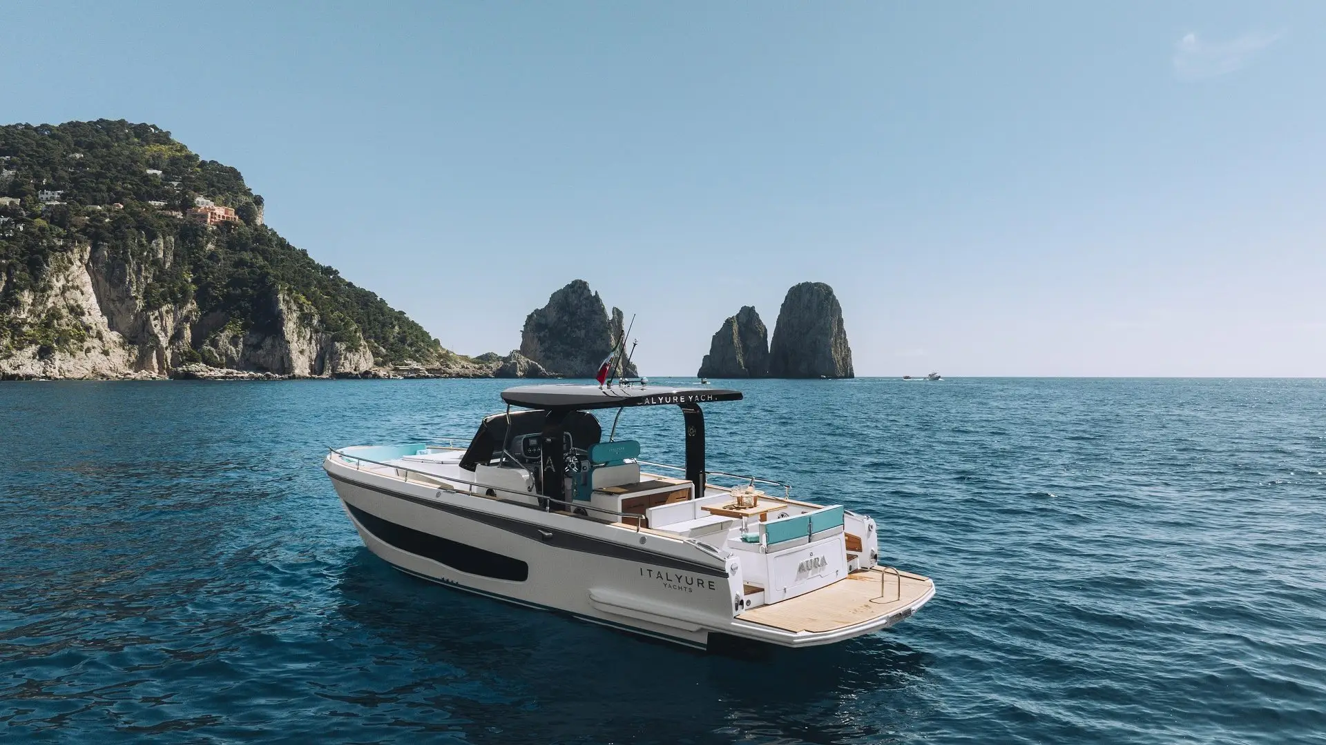 Corallo Charter Sorrento