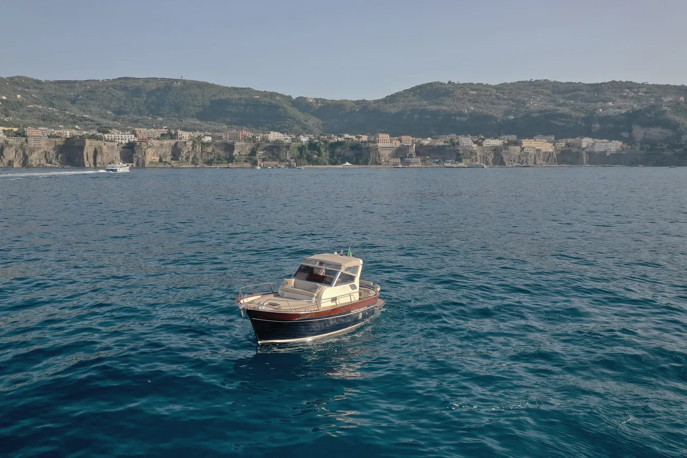 Corallo Charter Sorrento-12