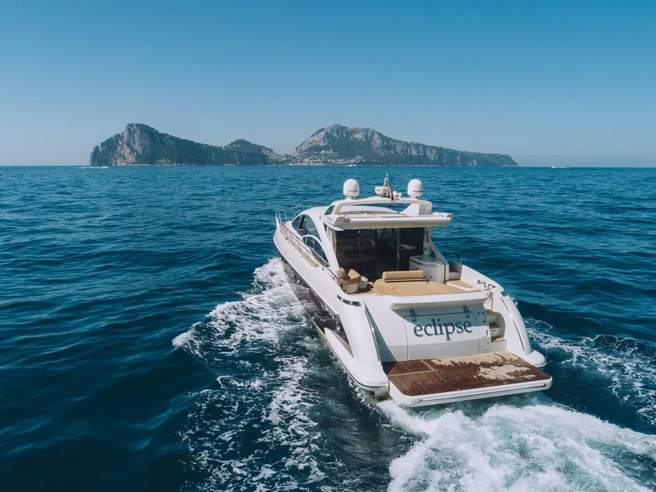 Azimut 62s-6