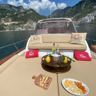 @corallo_charter - Photo: 1