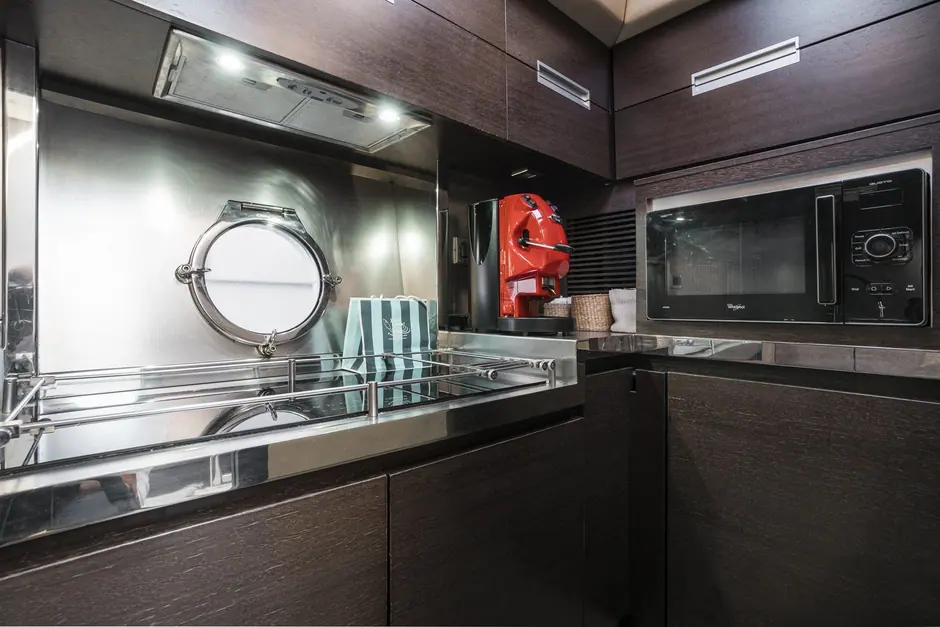 Azimut 62s-7