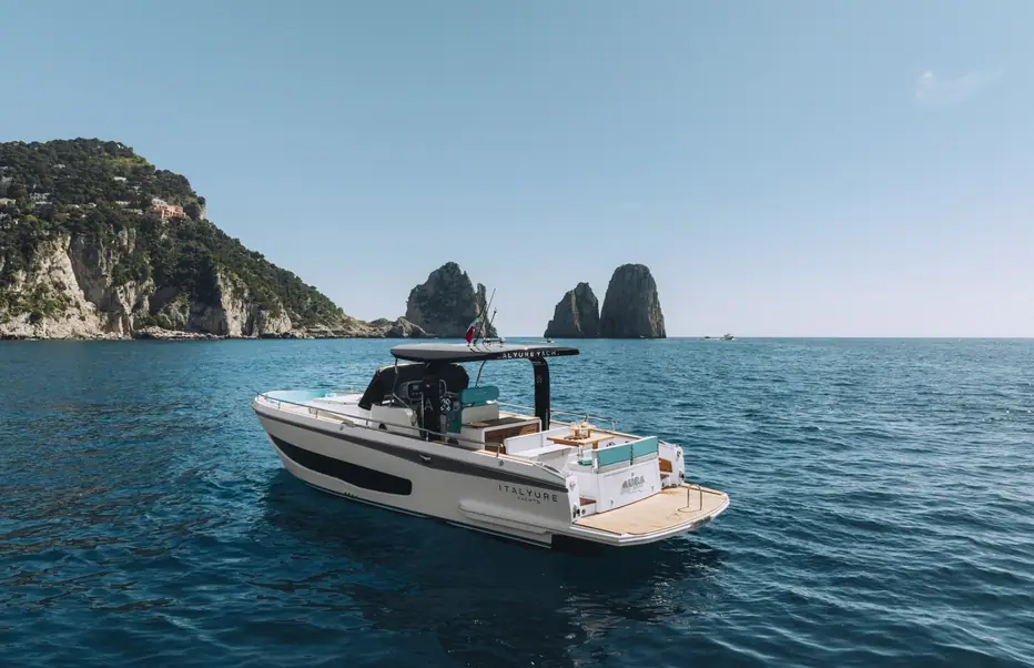 Allure 38