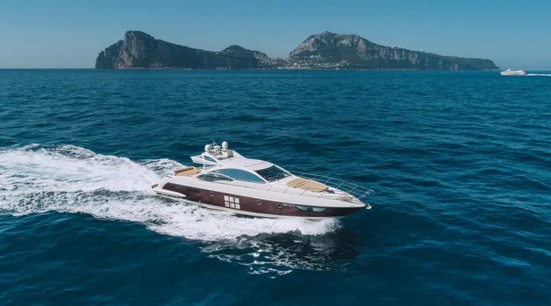 Azimut 62s