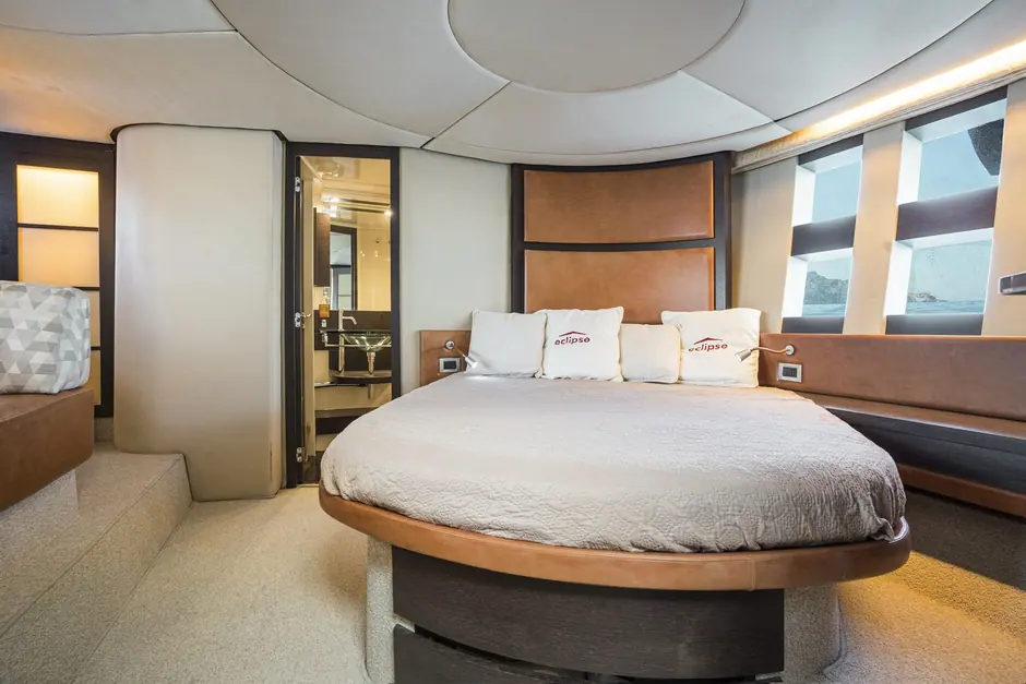 Azimut 62s-26